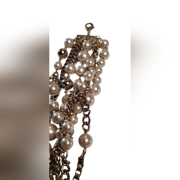 Stella & Dot Lucia Pearl Bracelet - Picture 4 of 16